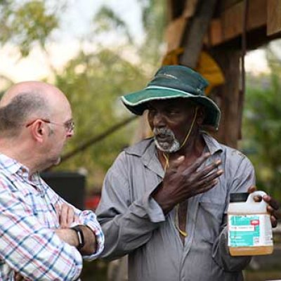 researcher-talking-with-fijian-farmer-about-problems-associated-with-pesticides